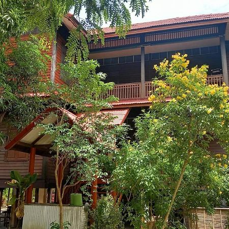 Baan Lotus Guest House Ayutthaya Exteriér fotografie